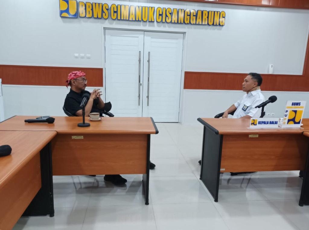 KEPALA BBWS CIMANUK CISANGGARUNG FASILITASI DISKUSI DAN KOORDINASI AWAL PENGELOLAAN SDA DI WS CIMANUK CISANGGARUNG BERSAMA DINAS SDA JAWA BARAT