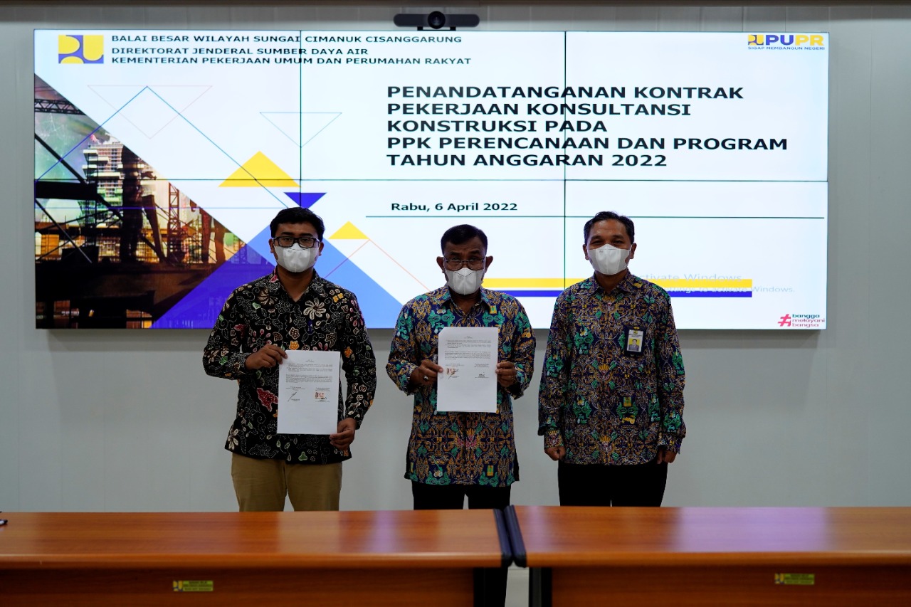 KEJAR TARGET PEMBANGUNAN INFRASTRUKTUR, BBWS CIMANUK CISANGGARUNG LAKUKAN PENANDATANGANAN KONTRAK PEKERJAAN KONSULTANSI KONSTRUKSI TAHUN ANGGARAN 2022 