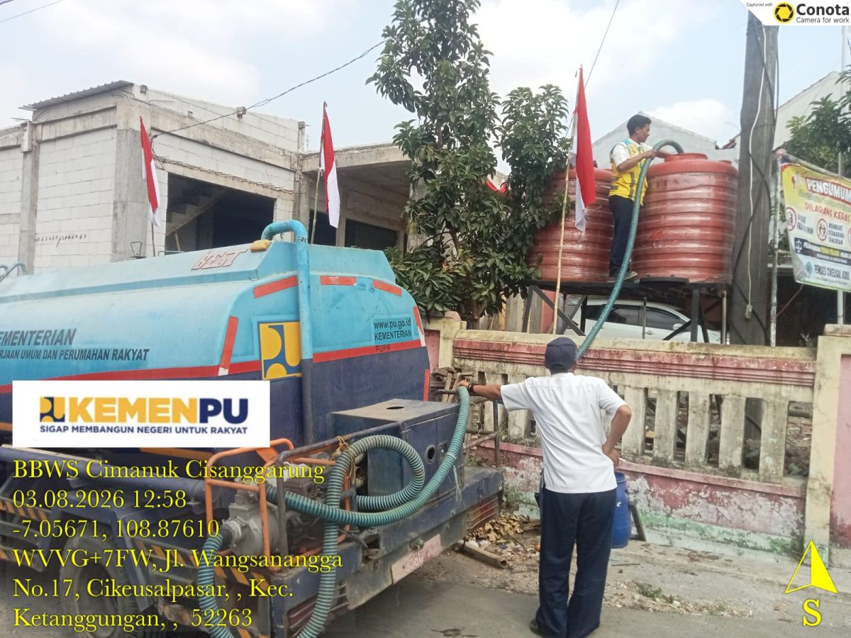 5.000 Liter Air Bersih Disalurkan untuk Warga Terdampak Kekeringan di Desa Cikeusal Kidul