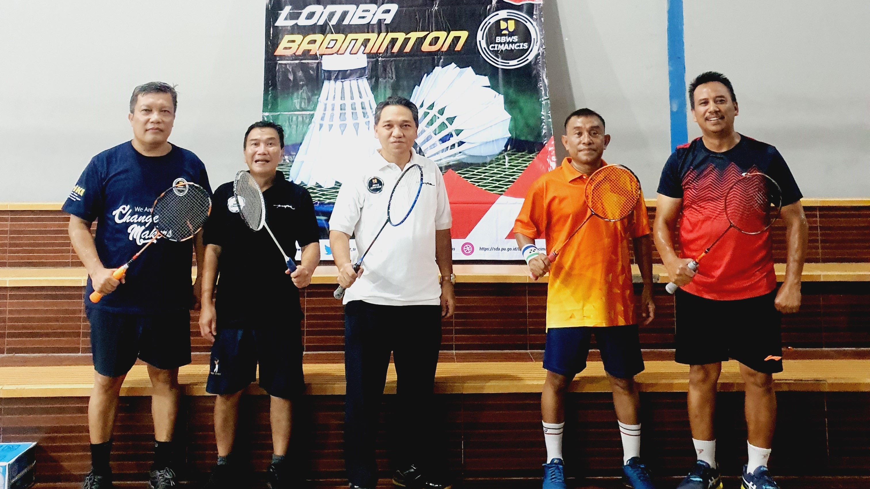 SEMARAKKAN HARI KEMERDEKAAN, KEPALA BBWS CIMANUK CISANGGARUNG BUKA PELAKSANAAN LOMBA BADMINTON