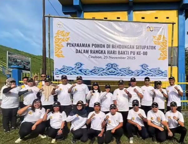 Aksi Menanam Harapan di Bendungan Setupatok pada Peringatan 80 Tahun Harbak PU