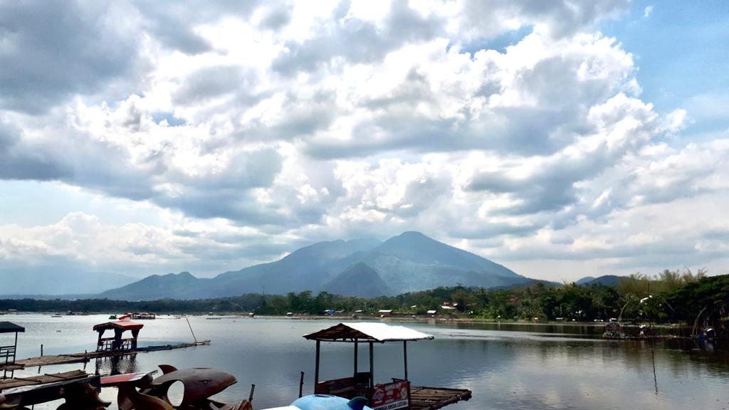 KEPALA BBWS CIMANUK CISANGGARUNG DUKUNG PENATAAN KAWASAN PARIWISATA SITU BAGENDIT KABUPATEN GARUT.