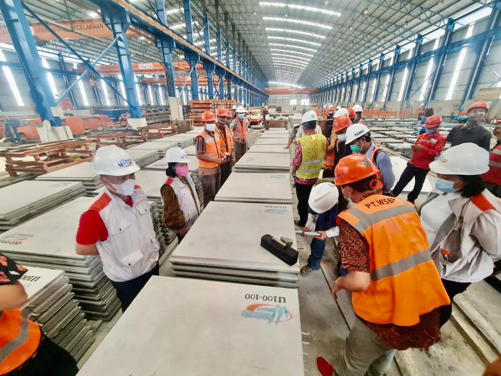 LIMA PABRIK BETON PRACETAK DI KABUPATEN SUBANG, PURWAKARTA DAN KARAWANG SIAP DUKUNG AKSELERASI PROYEK MODERNISASI JARINGAN IRIGASI RENTANG.