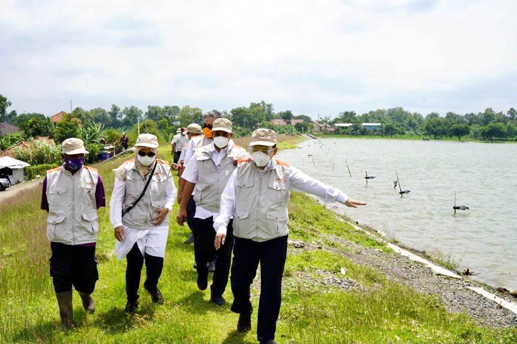 SIDAK KE BENDUNGAN RANCABEUREUM DI KABUPATEN MAJALENGKA, KEPALA BBWS CIMANUK CISANGGARUNG INSTRUKSIKAN LANGKAH KHUSUS PENGAMANAN BENDUNGAN