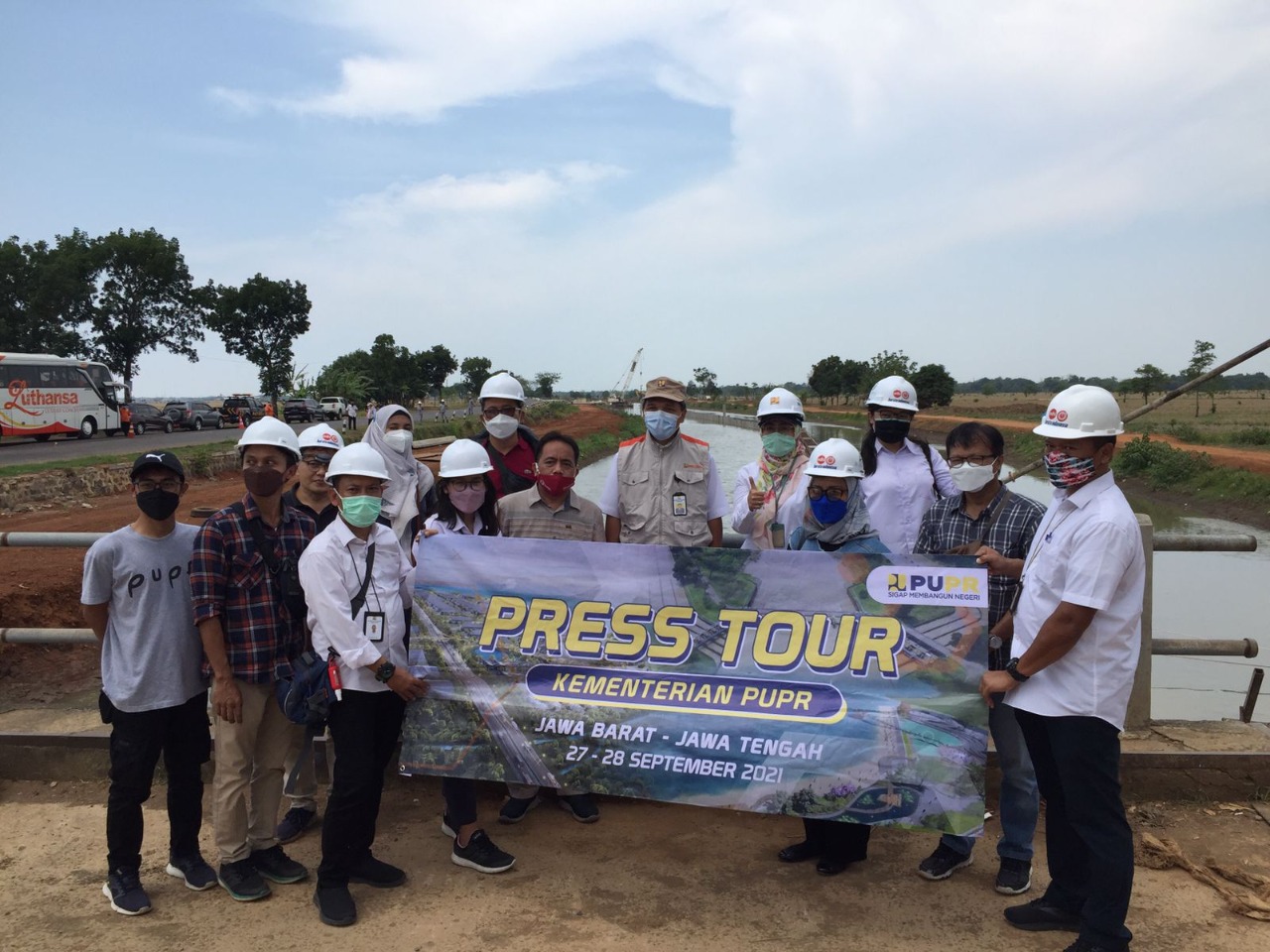 BBWS Cimanuk Cisanggarung Fasilitasi Press Tour Kementerian PUPR ke Proyek Strategis Nasional Modernisasi Jaringan Irigasi Rentang 