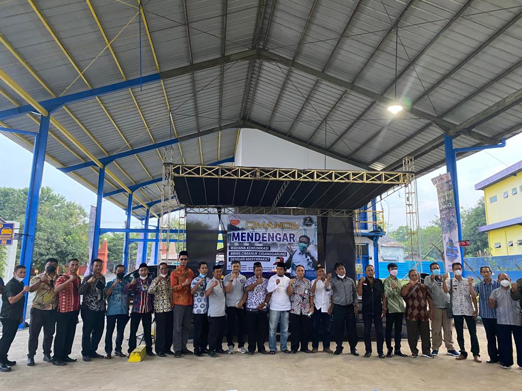 DENGAR LANGSUNG ASPIRASI WARGA, bbws cimanuk cisanggraung undang 16 kuwu dan kepala desa ke acara cimancis mendengar offline