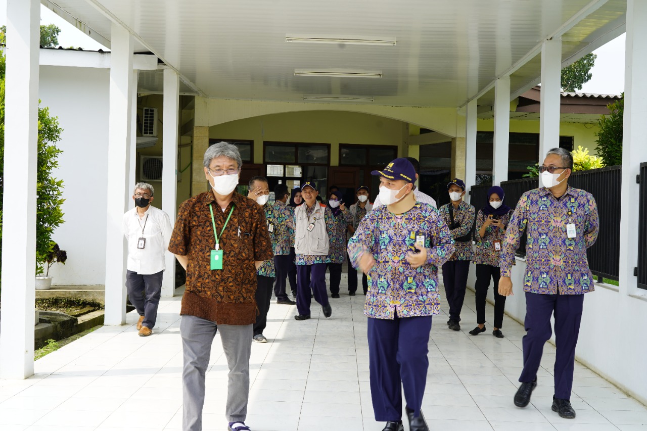 KEPALA BBWS CIMANUK CISANGGARUNG SIDAK RUANGAN PEGAWAI DI KANTOR PPK AIR TANAH DAN AIR BAKU 