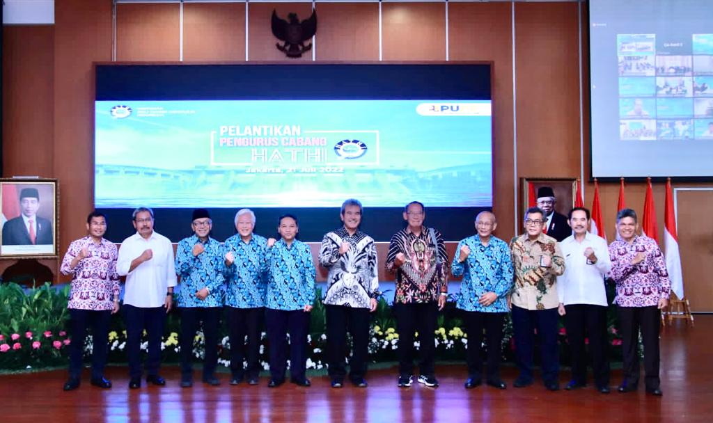 PERTAMA KALI DIADAKAN, PENGURUS PUSAT HATHI MELANTIK PENGURUS CABANG HATHI UNTUK 31 PROVINSI DI SELURUH INDONESIA 