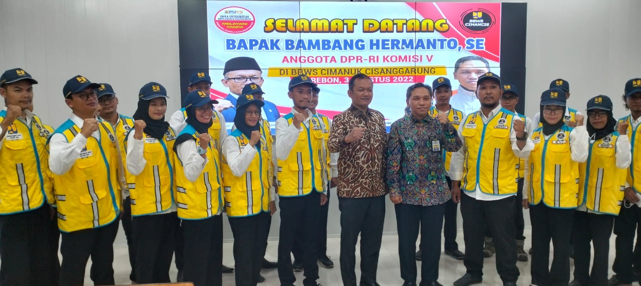 EVALUASI TIM PENDAMPING MAYSARAKAT P3-TGAI BBWS CIMANUK CISANGGARUNG OLEH ANGGOTA DPR RI KOMISI V