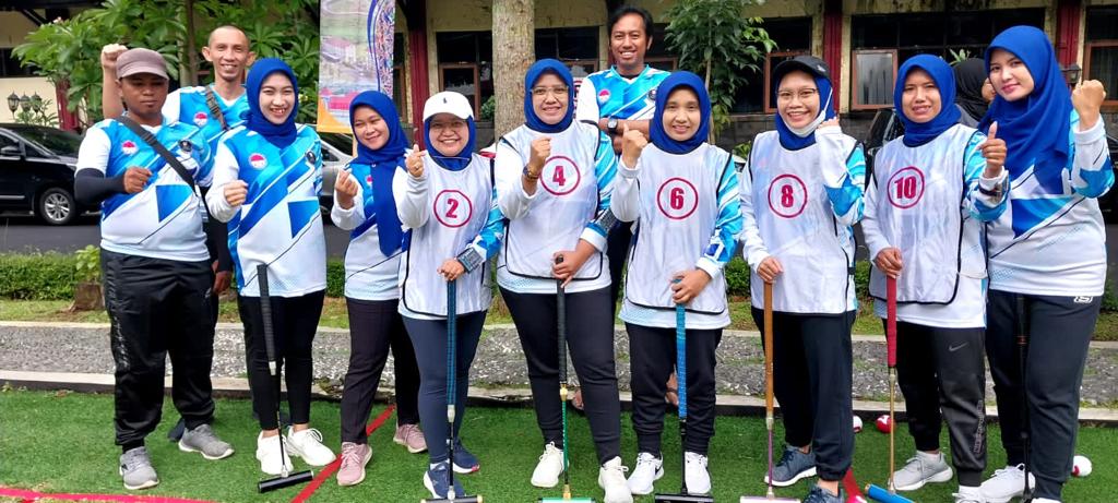 TIM GATE BALL BBWS CIMANUK CISANGGARUNG KEMBALI UNJUK AKSI DALAM PERTANDINGAN GATE BALL HARBAK PUPR KE-77 UNIT KERJA JAWA BARAT 