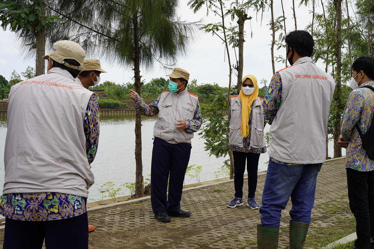 Kepala BBWS Cimanuk Cisanggarung Perintahkan Petugas Embung Teluk Agung Untuk Menertibkan Area Sekitar Embung Dengan Membentuk Gugus Tugas Khusus