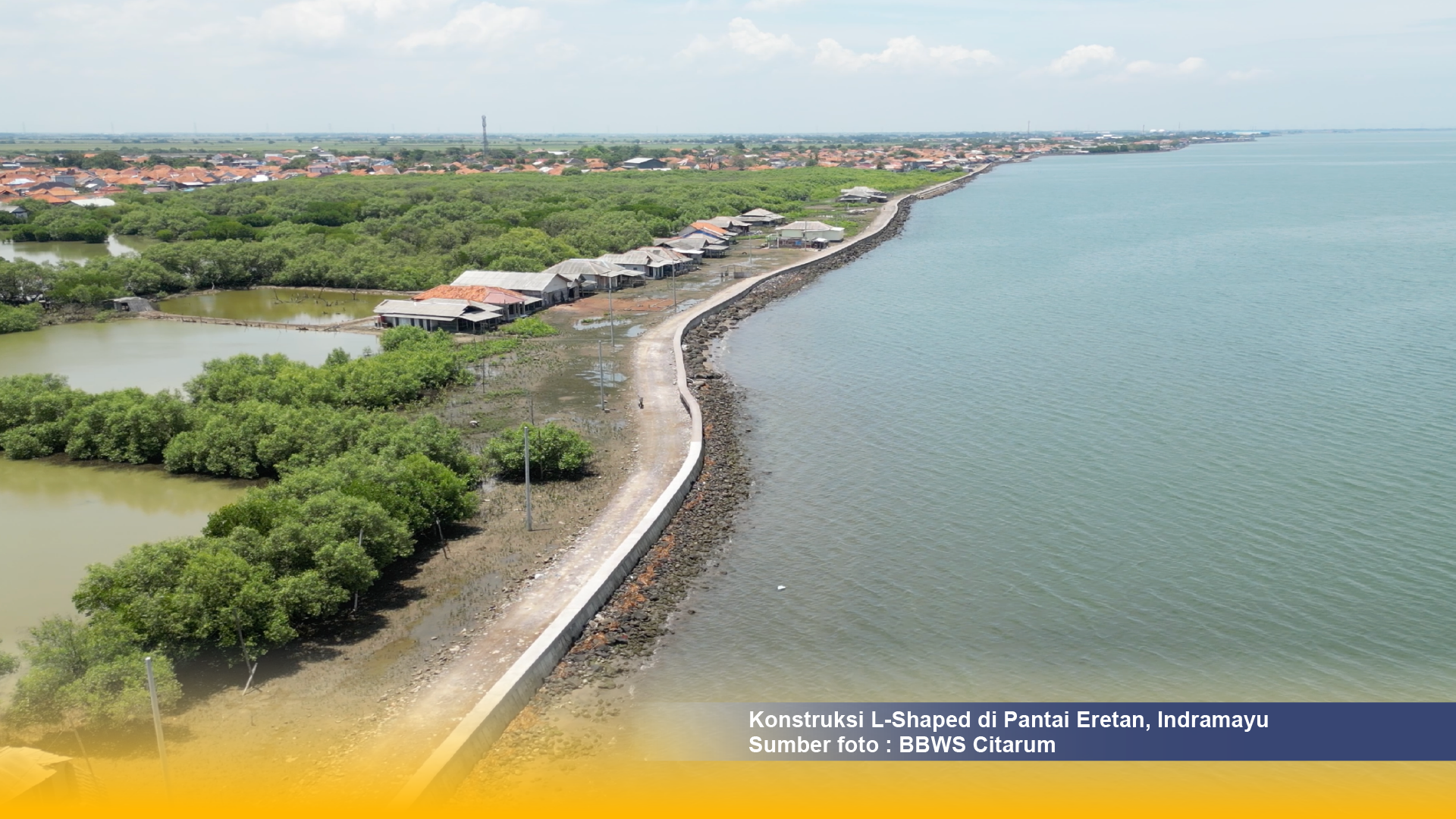L-Shaped dan Tetrapod: Konstruksi Pengaman Pantai Eretan jadi Pelindung Warga dari Banjir Rob