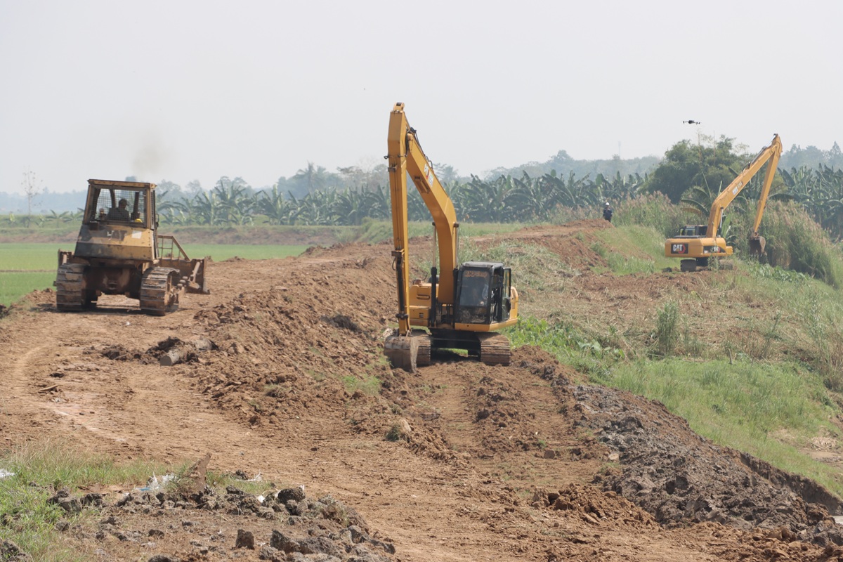 Kepala BBWS Mesuji Sekampung Tinjau Rehabilitasi Tanggul Sungai Way Ketibung–Way Sulam