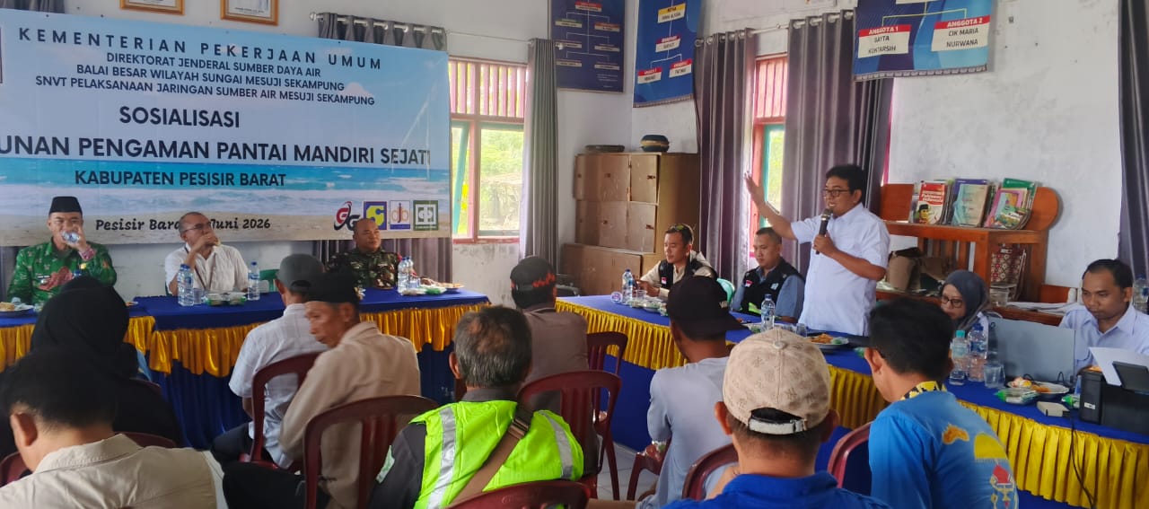 Sosialisasi Pekerjaan Pembangunan Pengaman Pantai Mandiri Sejati
