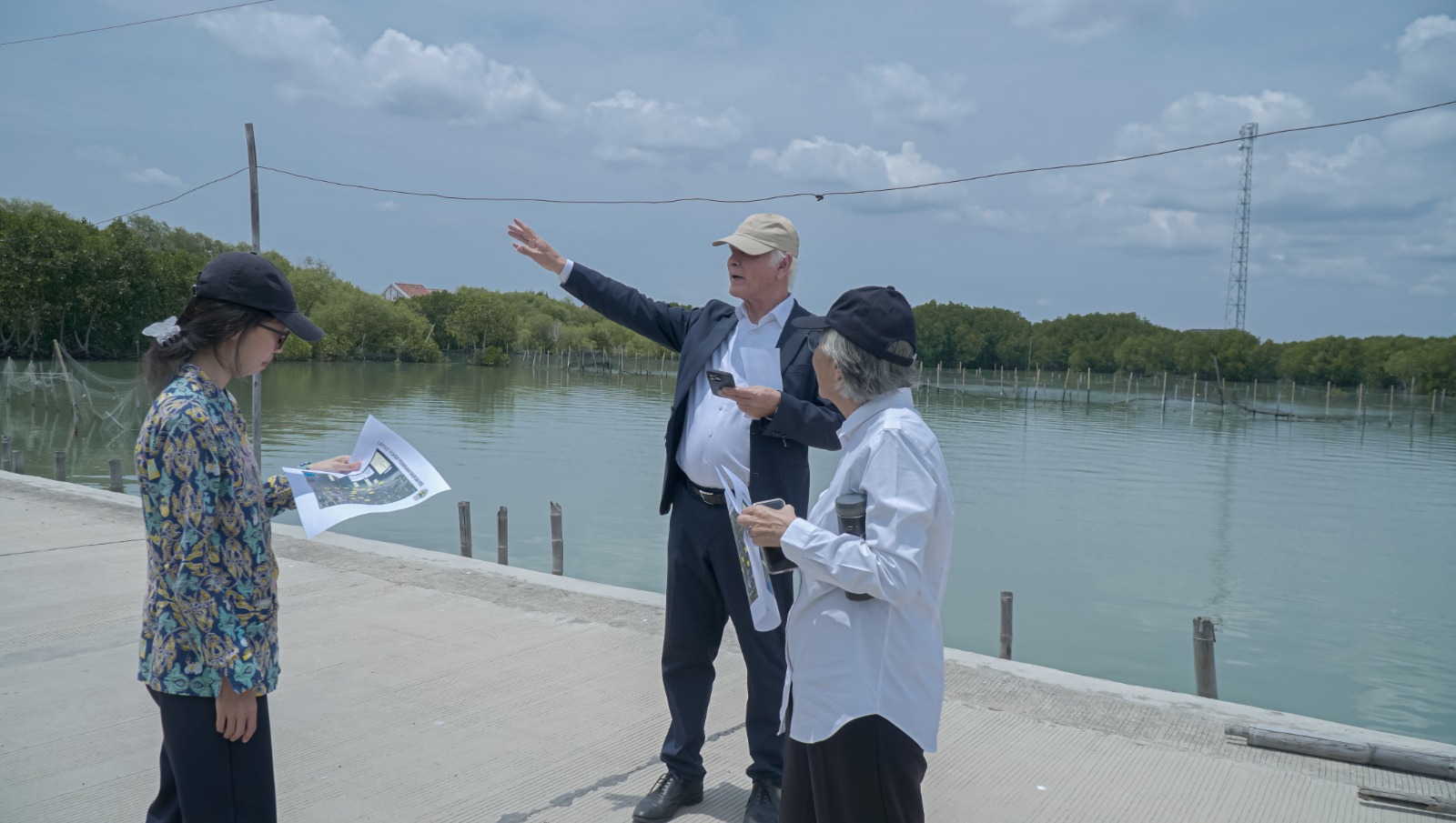 Kerja sama Internasional Upaya perbaikan Struktur Pesisir Pantai Demak