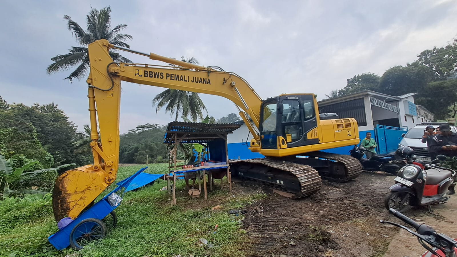 Tanggap Darurat Bencana : Bencana Tanah Bergerak Desa Padasari, Kec. Jatinegara, Kabupaten Tegal