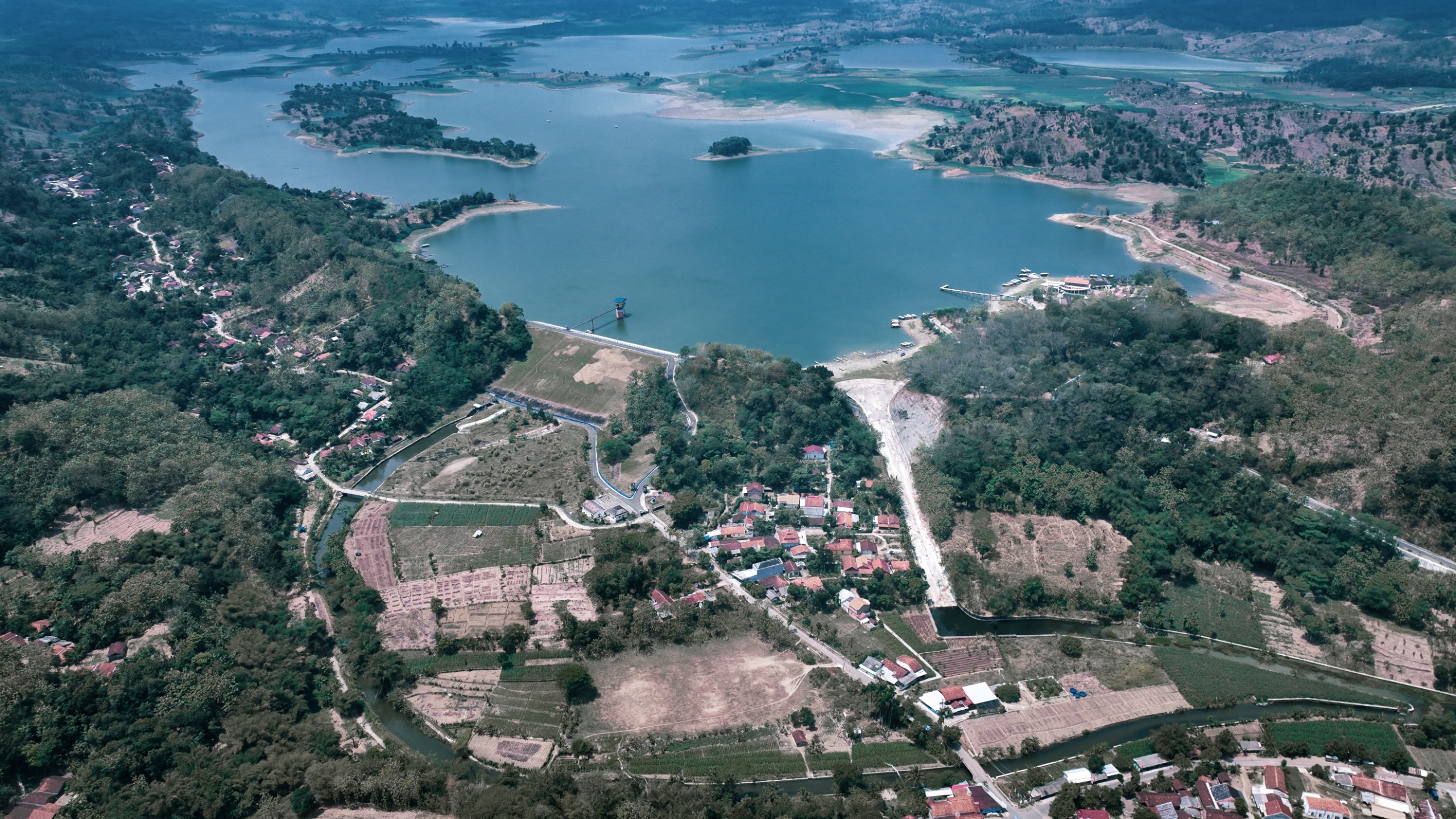 Perjalanan Ke Tegal Harus Mampir Ke Kawasan Bendungan Cacaban 