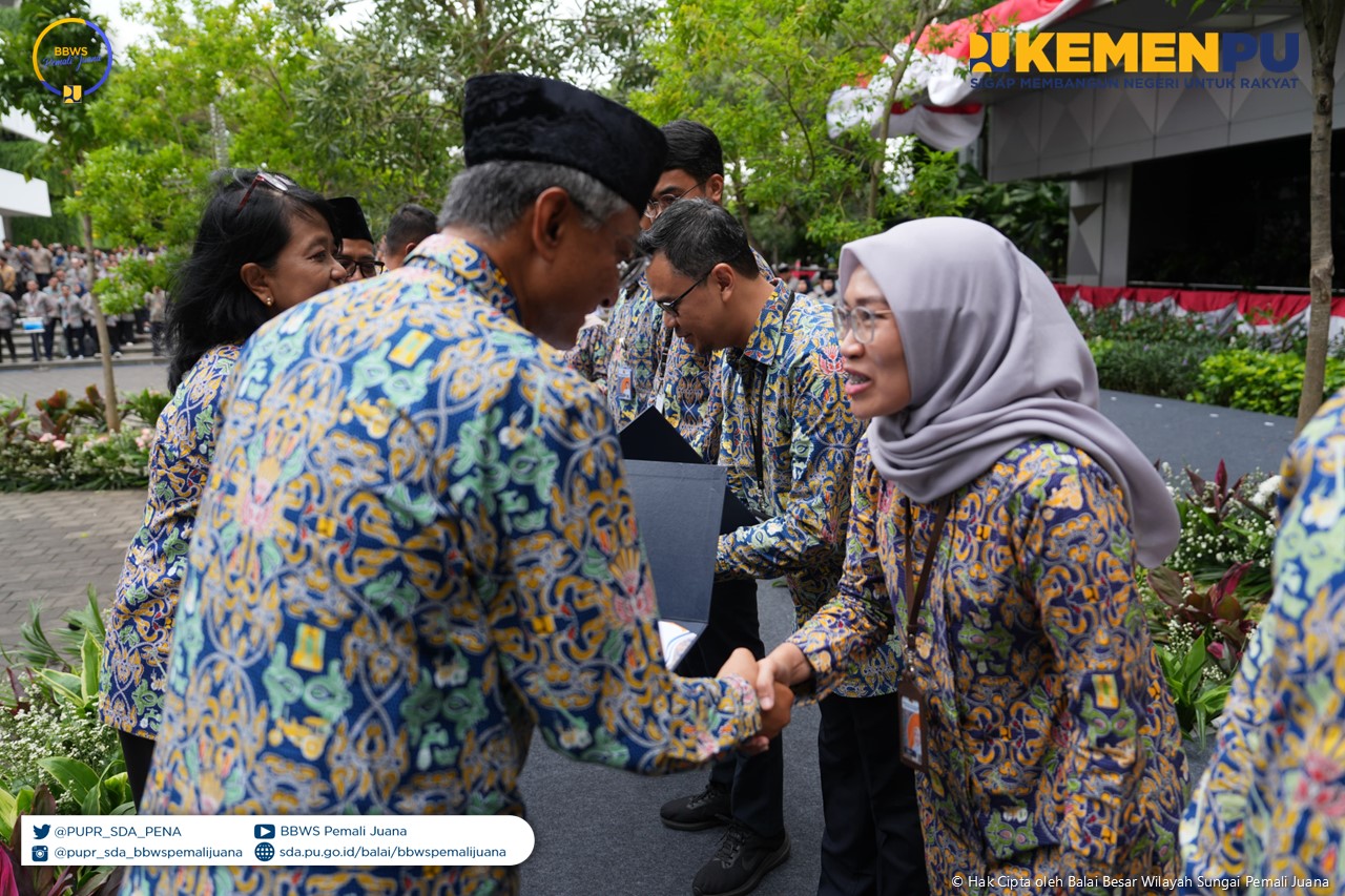 Penghargaan Pegawai Berprestasi Kementerian Pekerjaan Umum