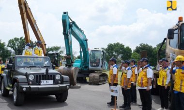 Menteri Dody Tekankan Tiga Pilar Kesiapsiagaan Nasional Hadapi Musim Penghujan dan Nataru 2025/2026