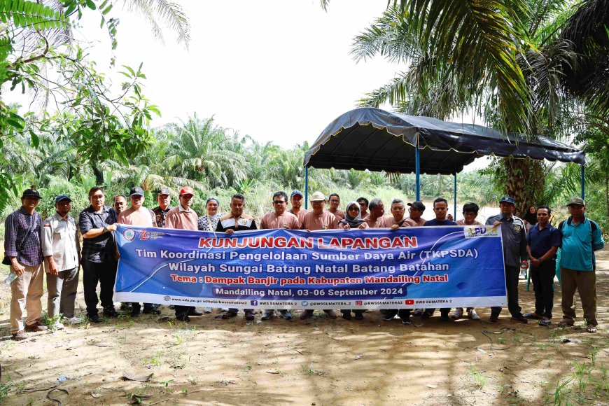 Anggota TKPSDA WS BNBB Tinjau Lokasi Terdampak Banjir Kabupaten Mandailing Natal