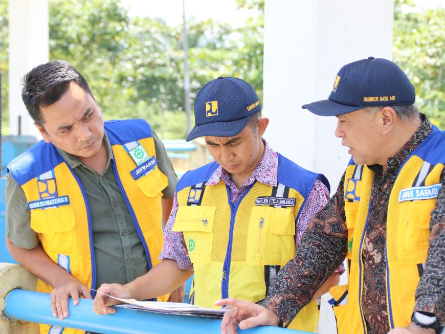 Tinjau Sungai Sibarau, Kepala BBWS Sumatera II Medan Evaluasi Mitigasi Banjir di Kota Tebing Tinggi