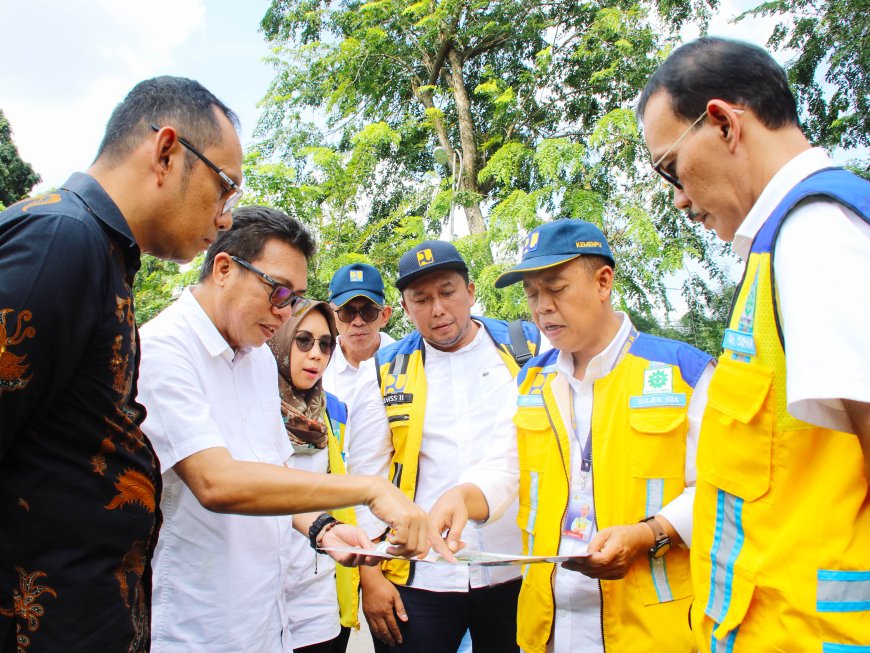 Kunjungan Dirjen SDA, Tinjau Rencana Pekerjaan Lokasi Pengendalian Genangan Drainase Primer Sungai Kera Hilir