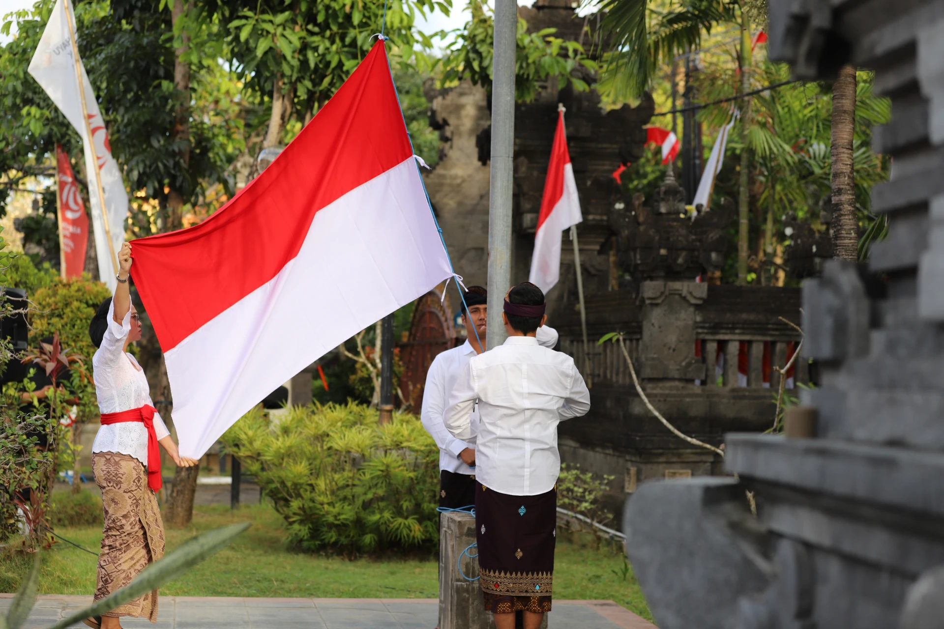 Dirgahayu Republik Indonesia 17 Agustus 1945 - 17 Agustus 2024 Upacara Bendera dalam Rangka Memperingati HUT RI Ke-79 Bertempat di Balai Wilayah Sungai Bali-Penida