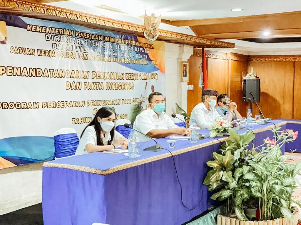 Penandatanganan Surat Perjanjian Kerja Sama Program Percepatan Peningkatan Tata Guna Air Irigasi Tahun Anggaran 2021 di Provinsi Bali