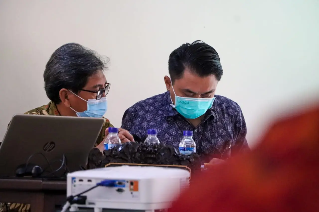 Sosialisasi pekerjaan Pembangunan Prasarana Pengaman Pantai Ruas Lembeng - Purnama di Kab. Gianyar Kantor Desa Ketewel, 5 Maret 2021