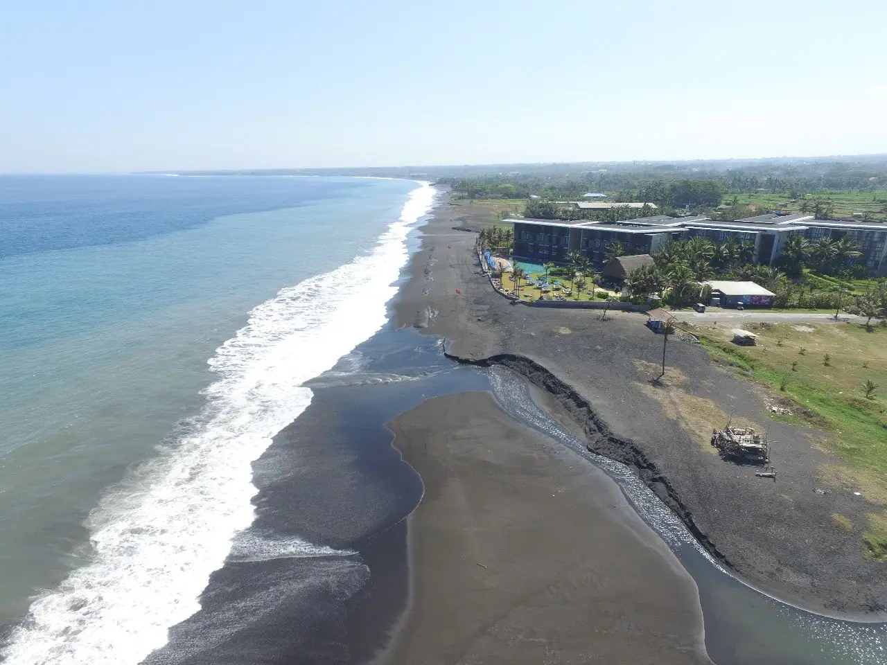 Pekerjaan Pembangunan Pengamanan Pantai Ruas Tegal Besar - Lepang di Kabupaten Klungkung