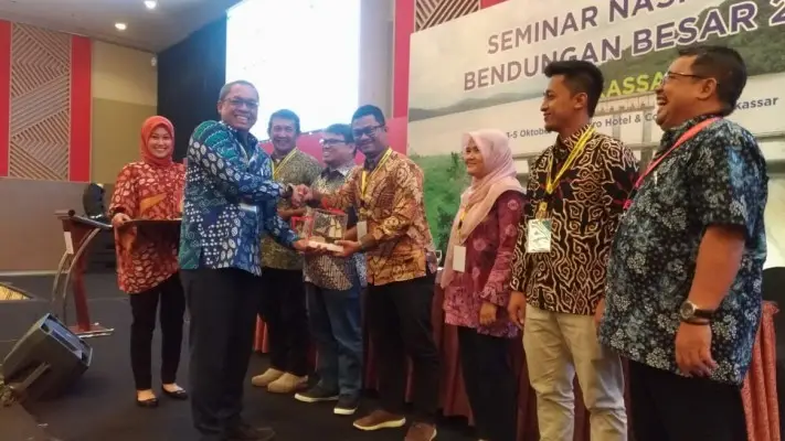 https://sda.pu.go.id/balai/bwsbalipenida/storage/old/galeri/foto/img-f849aabd6cc3bd7dafa316bc62f2d3aa.webp