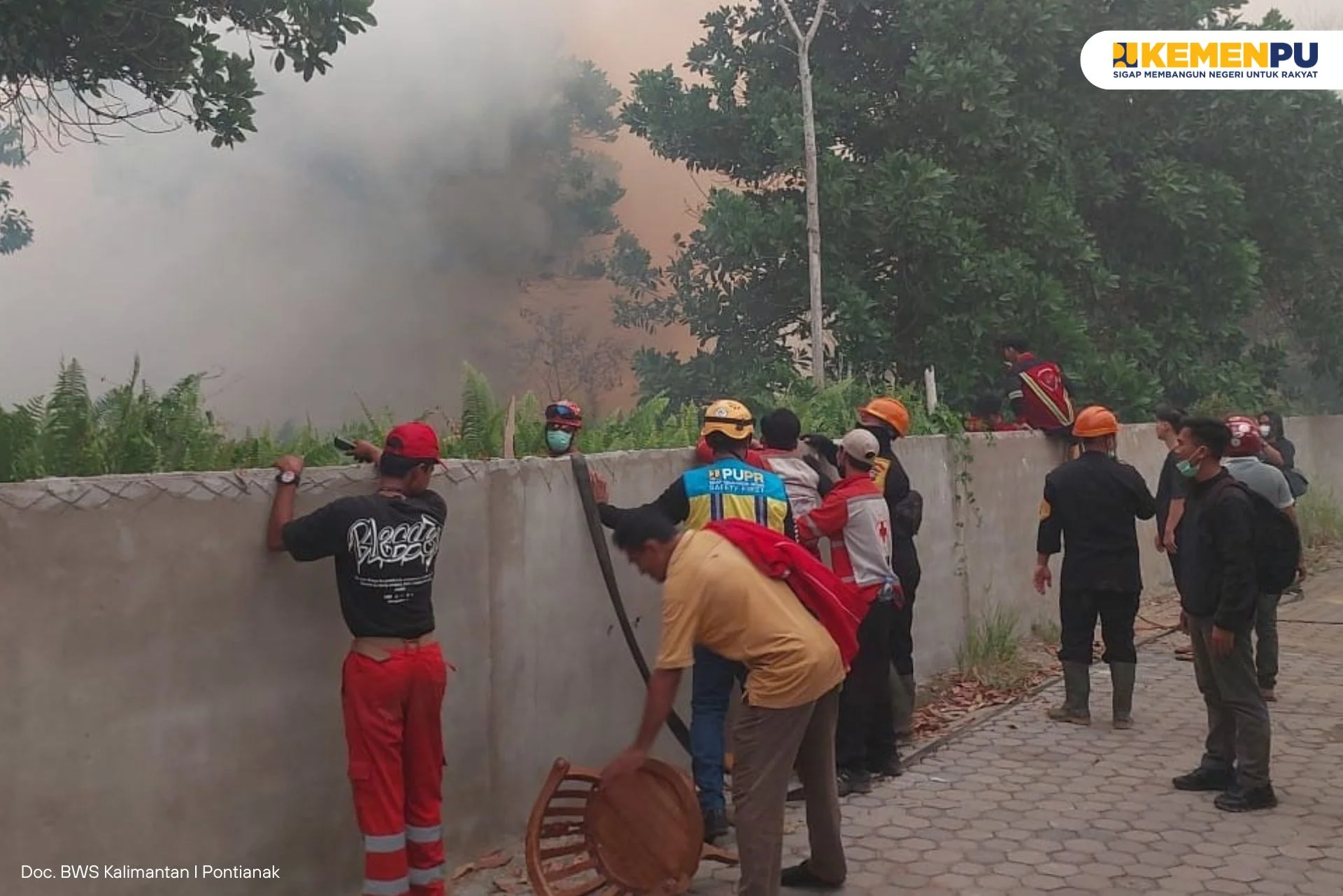 perkuat-penanganan-karhutla-bws-kalimantan-i-turunkan-dukungan-sumber-air-di-kubu-raya