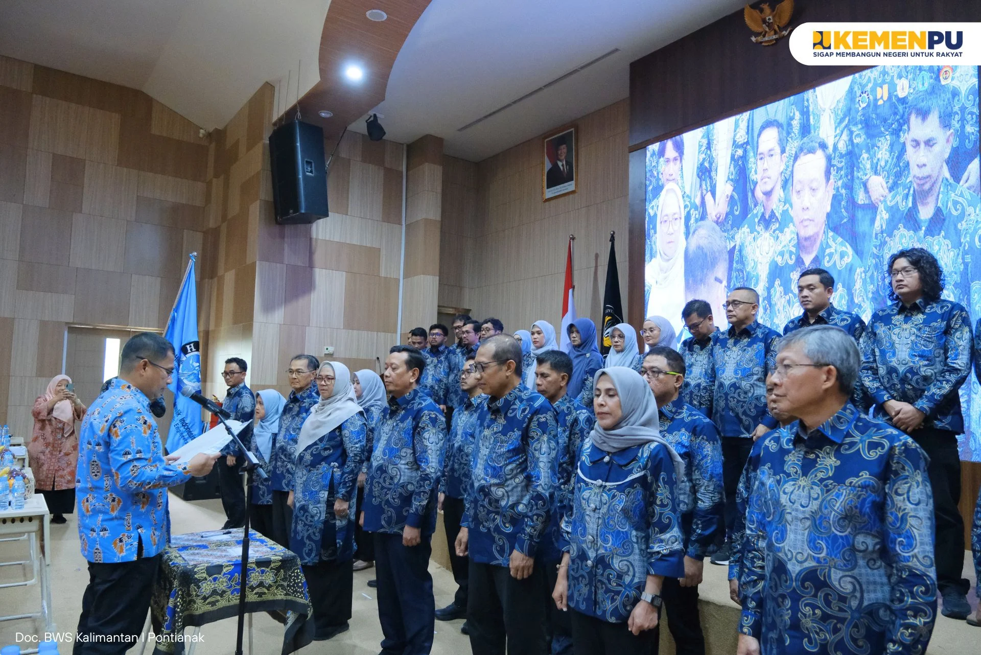 pengurus-hathi-cabang-kalimantan-barat-periode-20262029-resmi-dilantik-kolaborasi-para-ahli-teknik-hidraulik-untuk-mendorong-kemajuan-pengelolaan-sumber-daya-air-di-kalimantan-barat