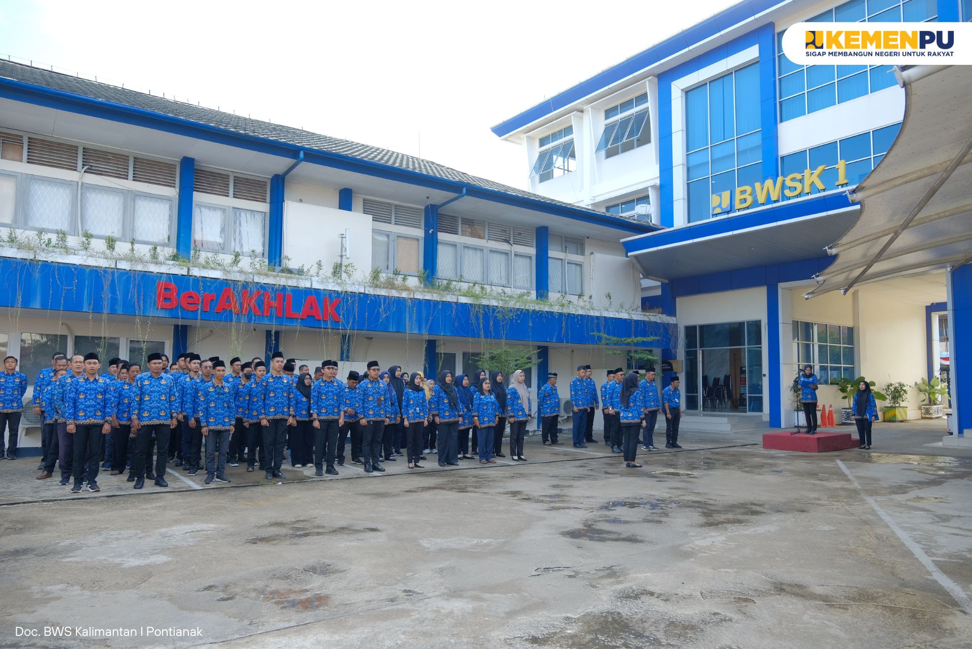 peringati-hari-ibu-ke-97-tahun-2025-bws-kalimantan-i-laksanakan-upacara-usung-tema-perempuan-berdaya-dan-berkarya-menuju-indonesia-emas-2045