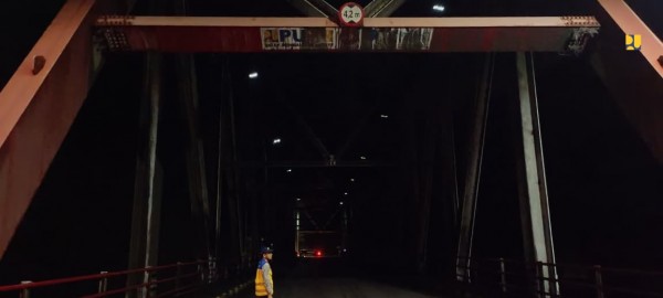 Kementerian PU Tingkatkan Kesiapsiagaan dan Pemantauan Potensi Infrastruktur Terdampak Erupsi Gunung Semeru