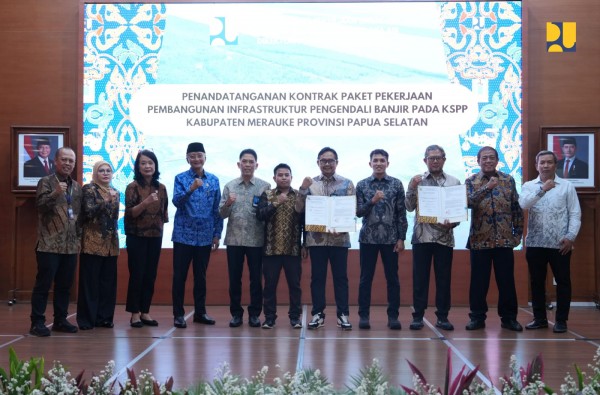 Tandatangani Kontrak, Pembangunan Infrastruktur Pengendali Banjir KSPP Kabupaten Merauke Mulai Dilaksanakan