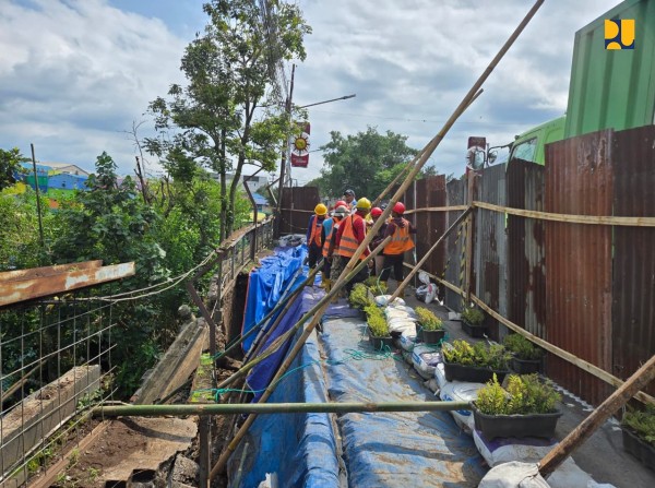 Gerak Cepat Kementerian PU Tangani Longsoran Oprit Jembatan Brantas di Kota Malang