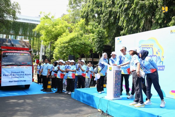 Peringati Hari Bakti ke-80, Kementerian PU Salurkan Donasi Bantu Penanganan Bencana di Aceh, Sumatera Utara, dan Sumatera Barat