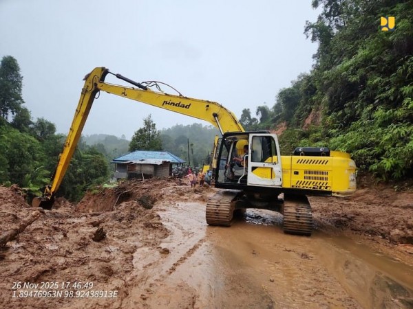 Kementerian PU Berharap Konektivitas Jalan Nasional Pascabencana Sumatera Kembali Tembus Sebelum Libur Nataru 2025/2026