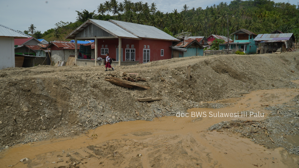 Monitoring dan Penanganan Pasca Banjir di Kota Palu dan Donggala