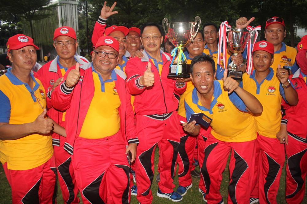 BWS SULAWESI IV JUARA GATEBALL