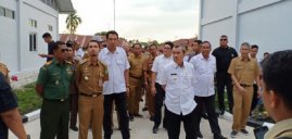 Gambar Kunjungan Gubernur Riau Ke Lokasi SPAM Intake Air Baku Durolis
