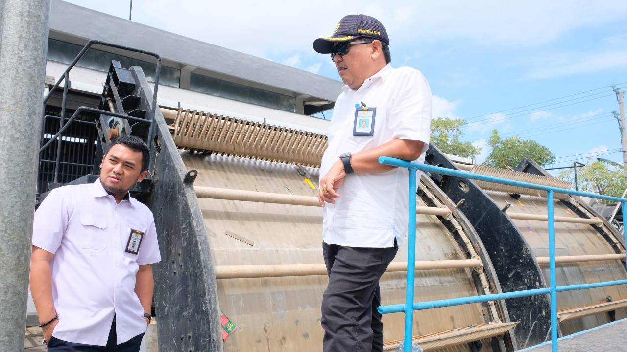 Kunjungan Kepala Balai ke Pompa Asam Tembuku