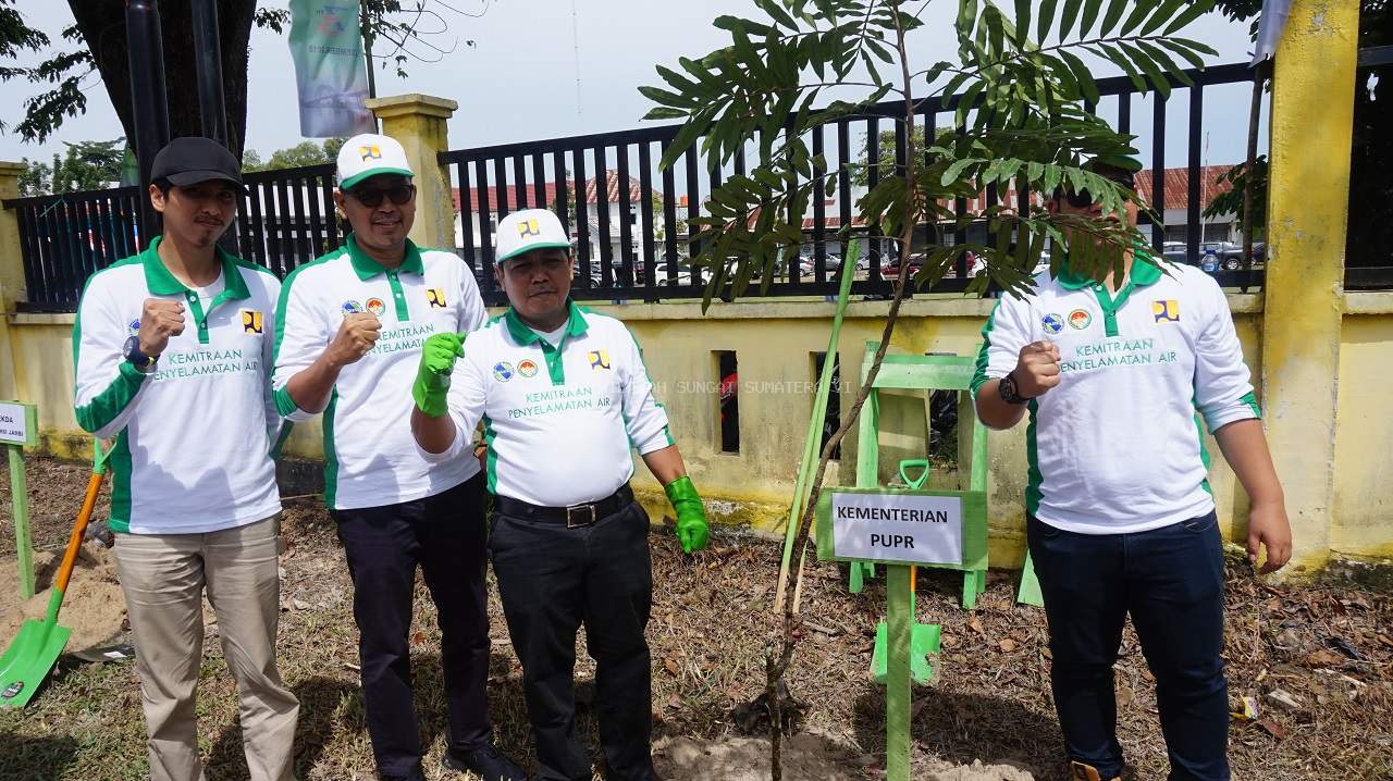 Pelaksanaan Hari Menanam Pohon Indonesia 2018