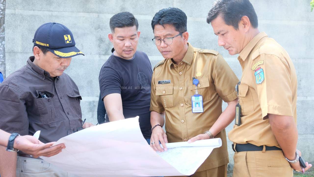 Monitoring Pembangunan Drainase Utama di Kota Muaro Tebo