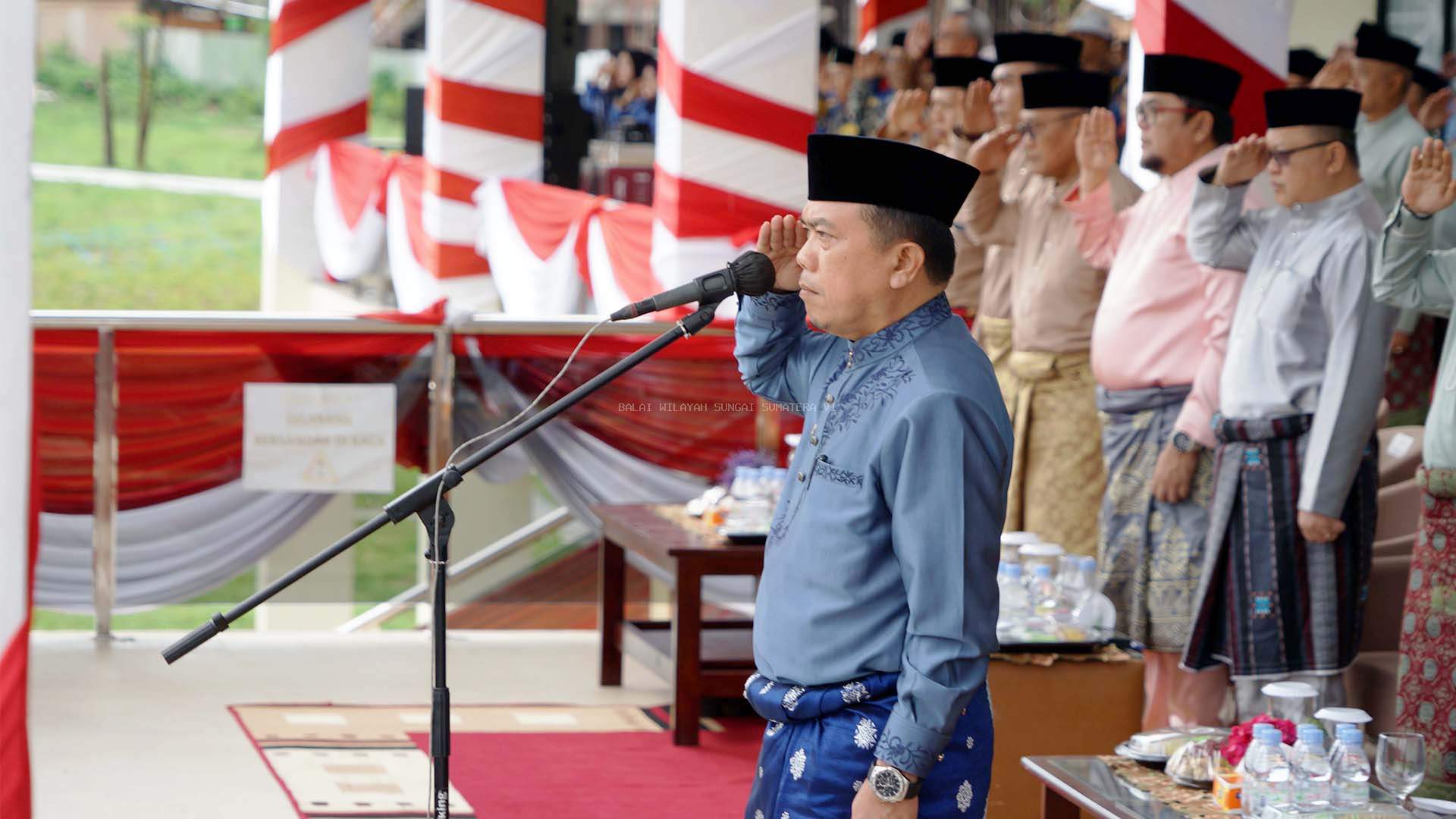 Upacara Bendera Serta Tabur Bunga Dalam Peringatan Hari Bakti PU Ke-78