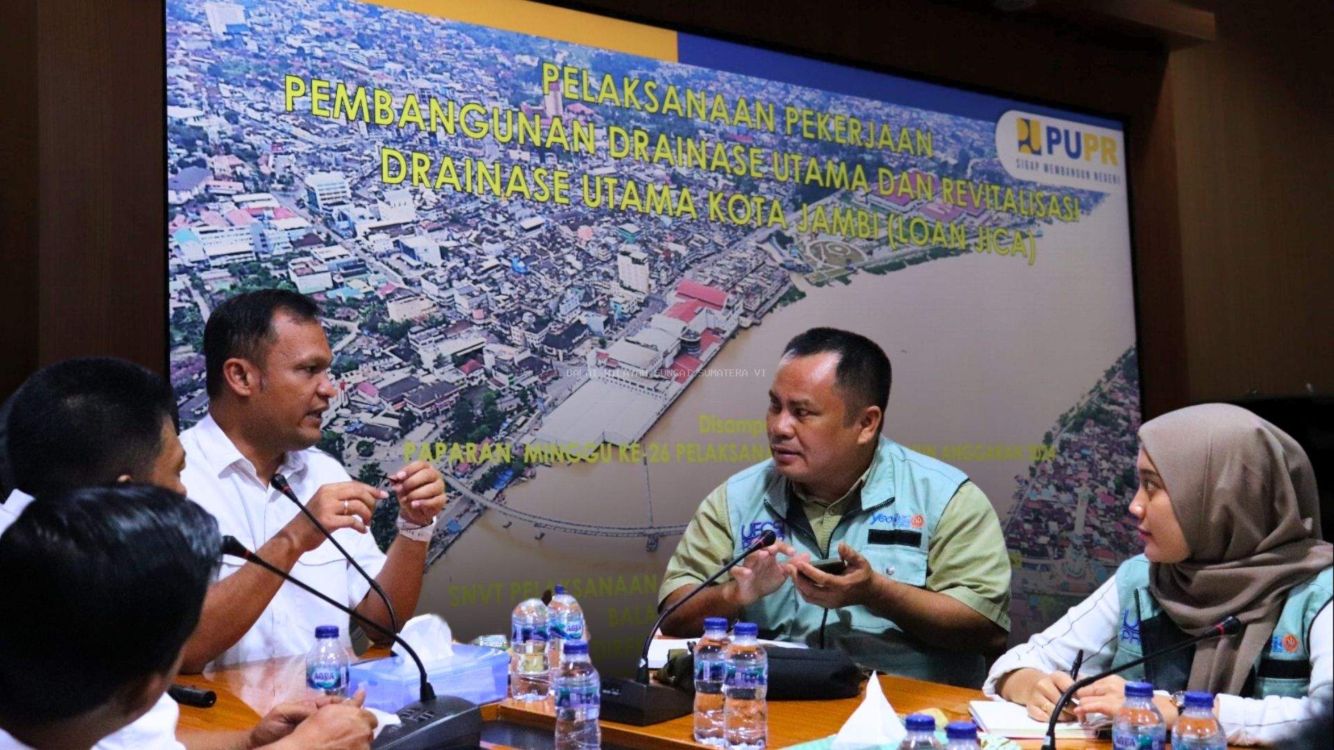 Rapat Pelaksanaan Pembangunan dan Revitalisasi Drainase Utama di Kota Jambi