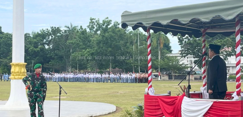 Upacara Peringatan Hari Kesaktian Pancasila di Lap. Kantor Gubenur Jambi