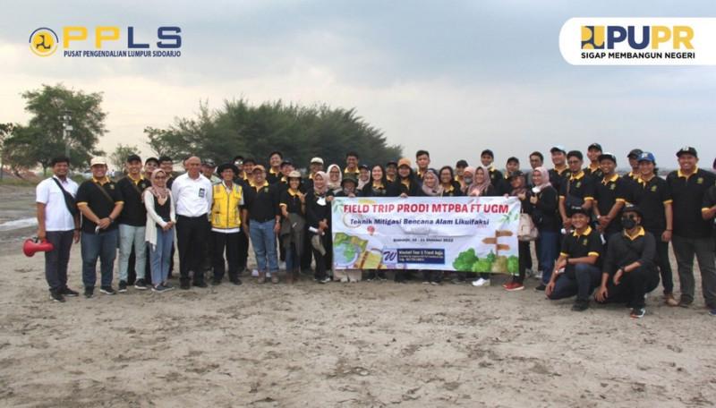 Field Trip Study Mahasiswa Universitas Gajah Mada (UGM) di Pusat Pengendalian Lumpur Sidoarjo